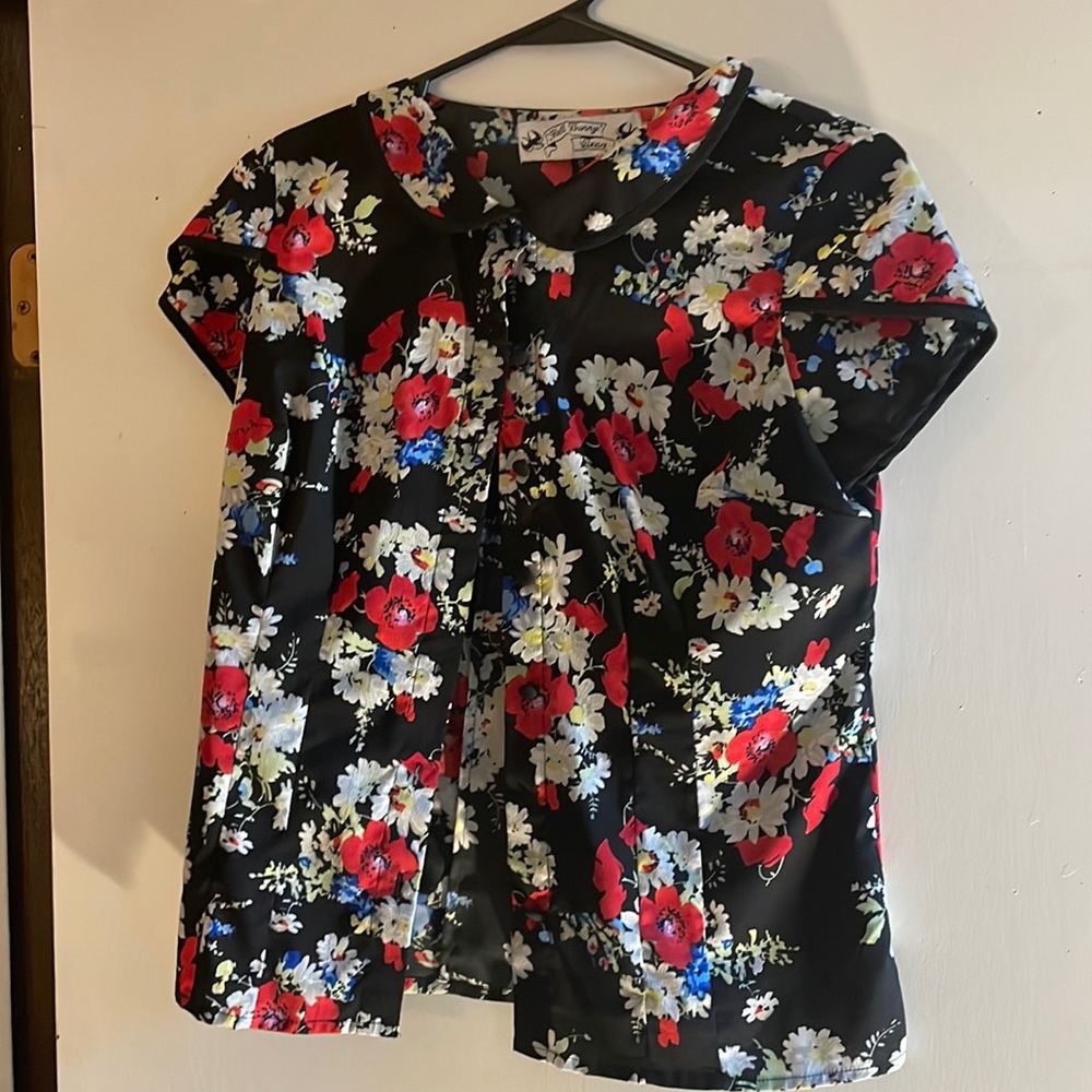Hell Bunny Vixen button up floral top
